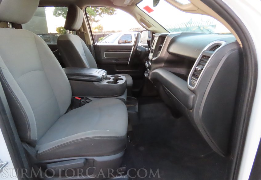 2019 Ram 3500 Big Horn - Image 25