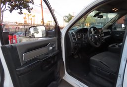 2019 Ram 3500 Big Horn - Image 28