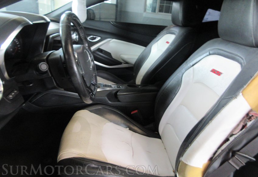 2017 Chevrolet Camaro - Image 25