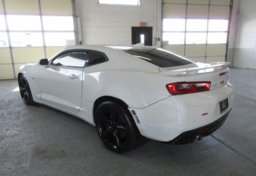 2017 Chevrolet Camaro - Image 5