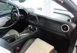 2017 Chevrolet Camaro - Image 27