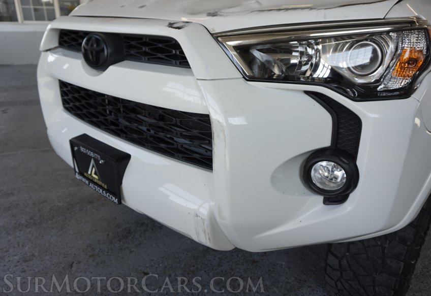 2018 Toyota 4Runner - Image 12
