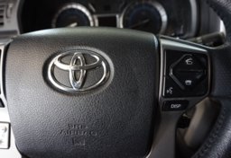 2018 Toyota 4Runner - Image 31