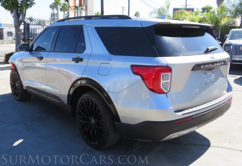 2020 Ford Explorer - Image 8