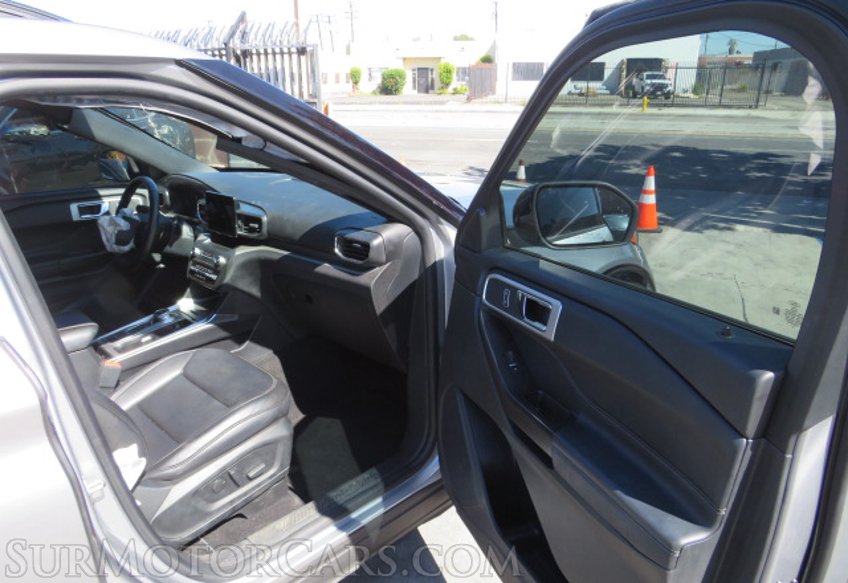 2020 Ford Explorer - Image 19