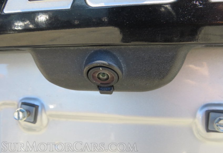 2020 Ford Explorer - Image 17