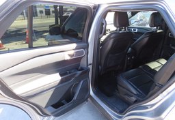 2020 Ford Explorer - Image 20