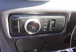 2020 Ford Explorer - Image 37