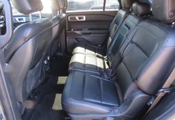 2020 Ford Explorer - Image 26