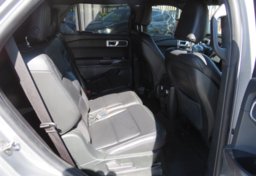 2020 Ford Explorer - Image 29