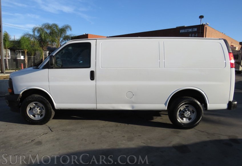 2017 Chevrolet Express Cargo Van - Image 5