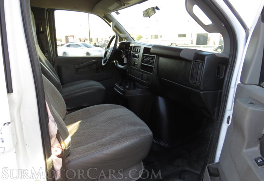 2017 Chevrolet Express Cargo Van - Image 25