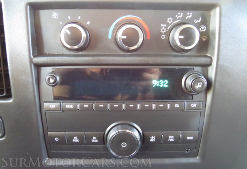 2017 Chevrolet Express Cargo Van - Image 29