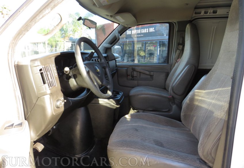 2017 Chevrolet Express Cargo Van - Image 26