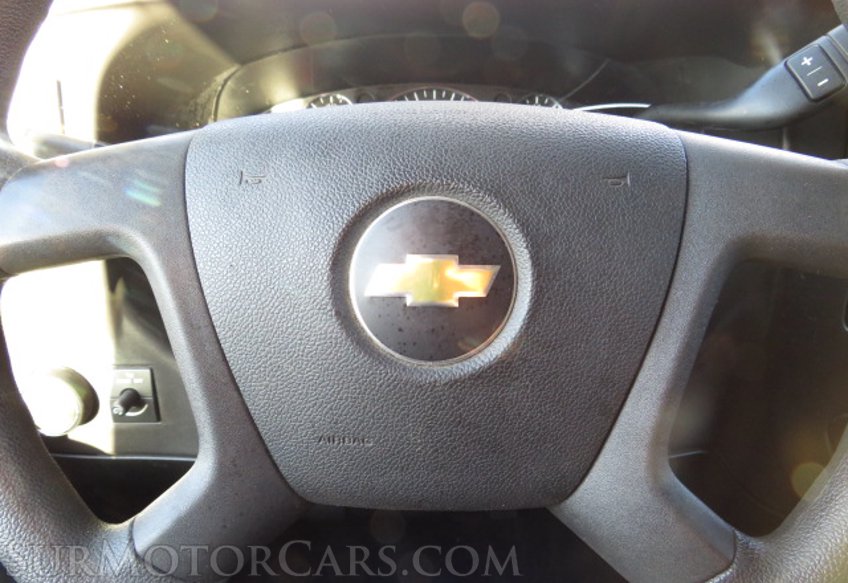 2017 Chevrolet Express Cargo Van - Image 30