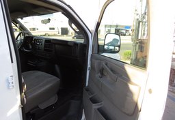 2017 Chevrolet Express Cargo Van - Image 22