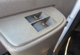 2017 Chevrolet Express Cargo Van - Image 33