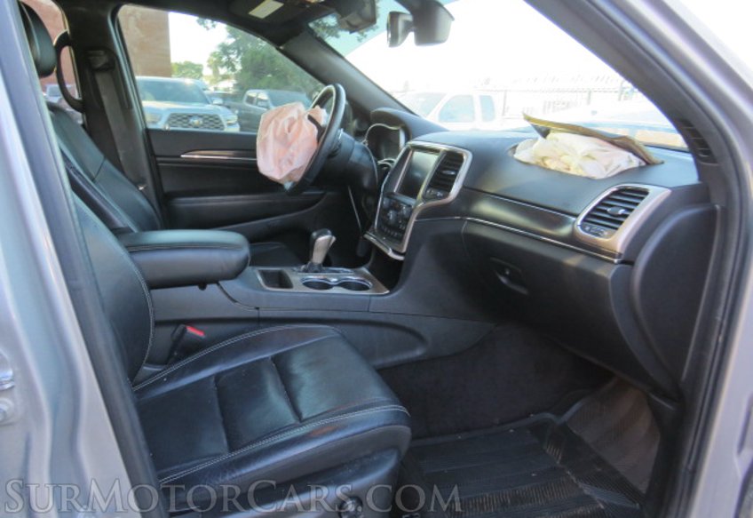 2017 Jeep Grand Cherokee - Image 25