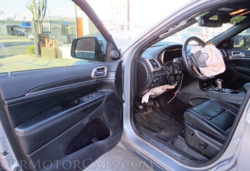 2017 Jeep Grand Cherokee - Image 20