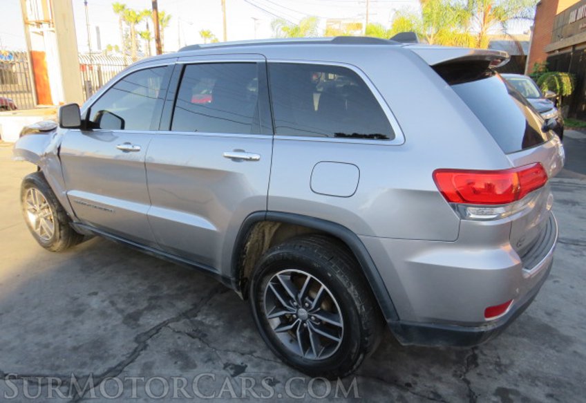 2017 Jeep Grand Cherokee - Image 7