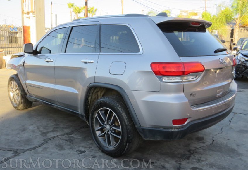 2017 Jeep Grand Cherokee - Image 9
