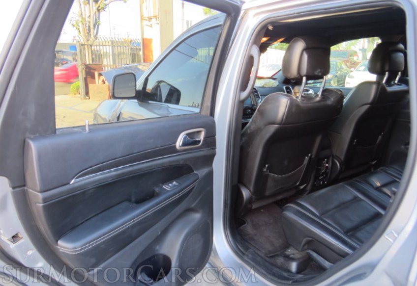 2017 Jeep Grand Cherokee - Image 22