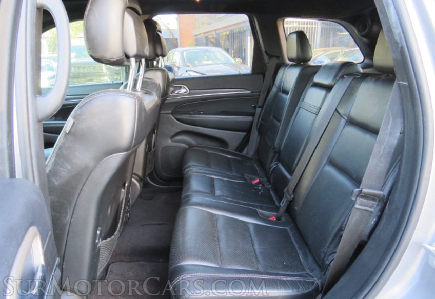 2017 Jeep Grand Cherokee - Image 28