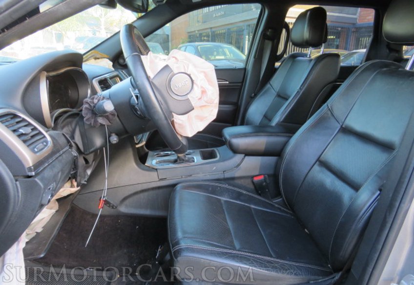 2017 Jeep Grand Cherokee - Image 26