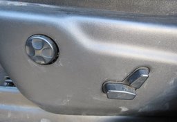 2017 Jeep Grand Cherokee - Image 42