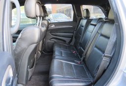 2017 Jeep Grand Cherokee - Image 28