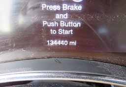 2017 Jeep Grand Cherokee - Image 32