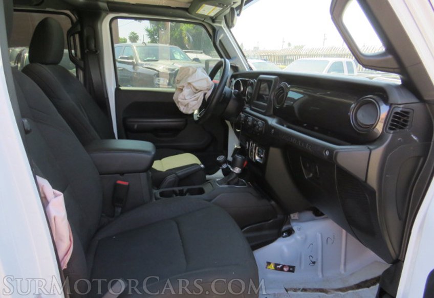 2020 Jeep Wrangler Unlimited - Image 25