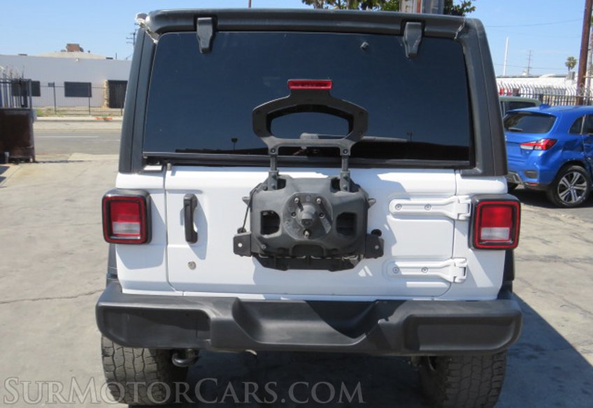 2020 Jeep Wrangler Unlimited - Image 12