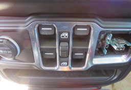 2020 Jeep Wrangler Unlimited - Image 41