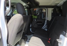 2020 Jeep Wrangler Unlimited - Image 28