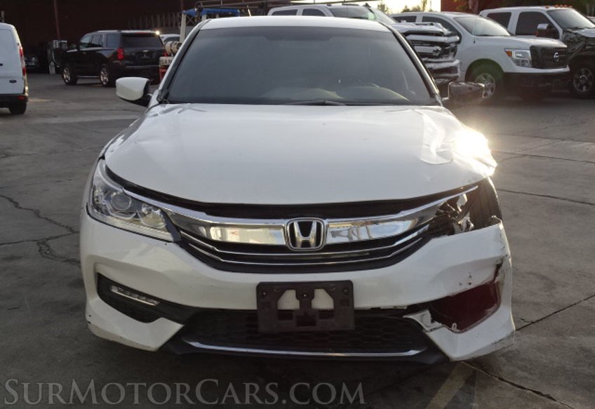2017 Honda Accord Sedan - Image 14