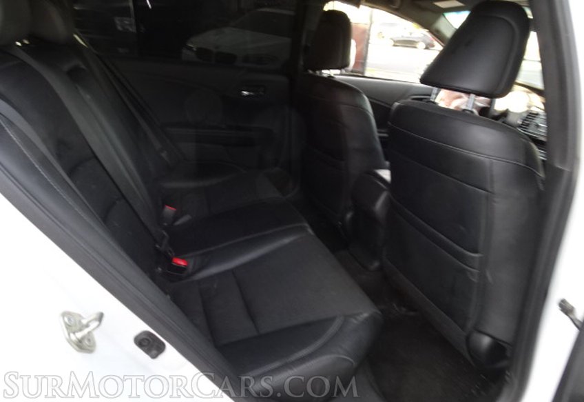 2017 Honda Accord Sedan - Image 29