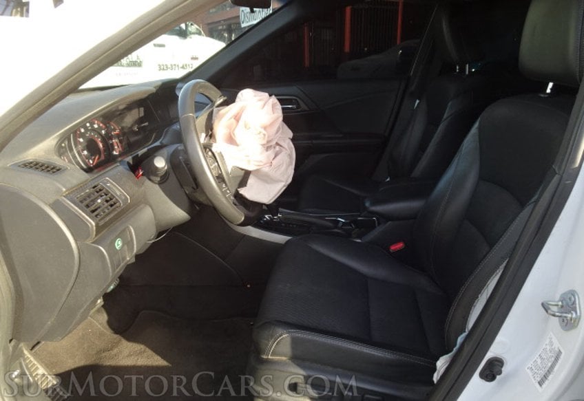 2017 Honda Accord Sedan - Image 22