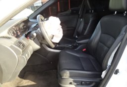 2017 Honda Accord Sedan - Image 24