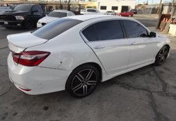 2017 Honda Accord Sedan - Image 9