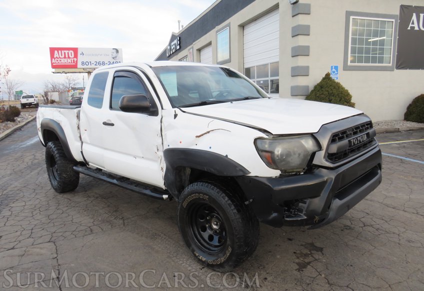2015 Toyota Tacoma - Image 2