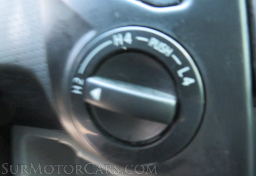 2015 Toyota Tacoma - Image 36