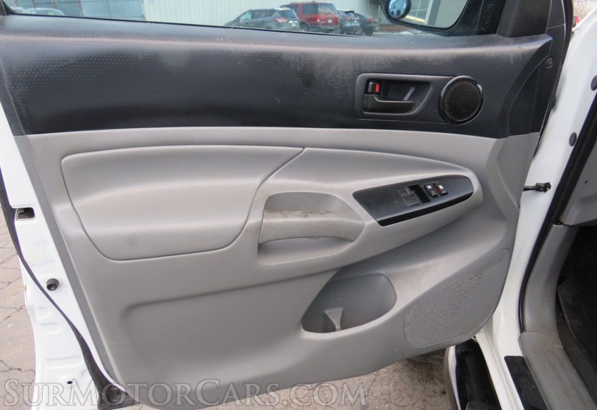 2015 Toyota Tacoma - Image 37