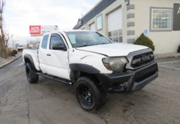 2015 Toyota Tacoma - Image 3