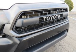 2015 Toyota Tacoma - Image 17