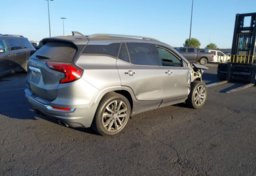 2020 GMC Terrain - Image 6