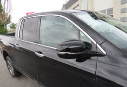 2022 Honda Ridgeline - Image 12