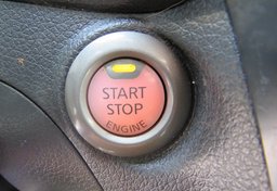 2019 Nissan Sentra - Image 36