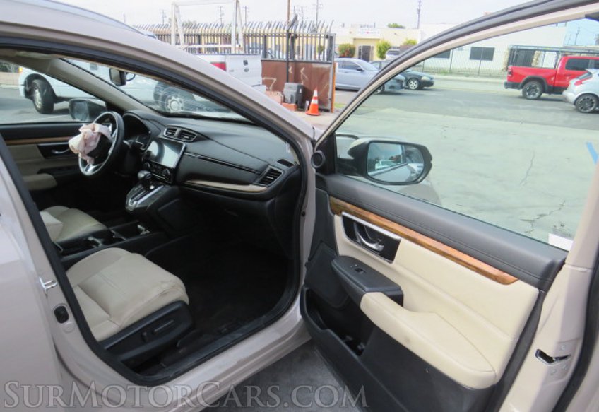 2017 Honda CR-V - Image 21