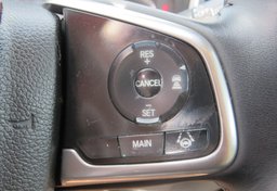 2017 Honda CR-V - Image 41